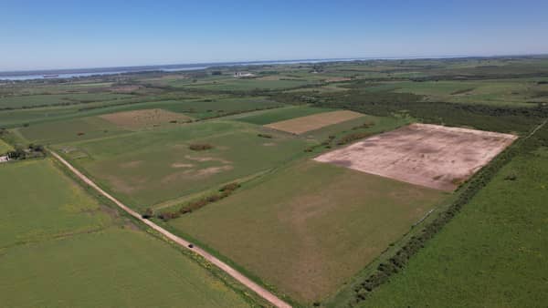 64 hectáreas hectáreas. Agrícola Ganadero en Colonia Uruguay